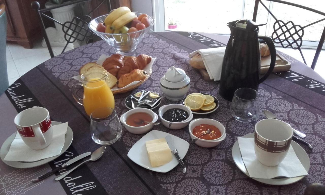 Chez Yvette , C'Est Chouette!! Bed & Breakfast Carcassonne Bagian luar foto