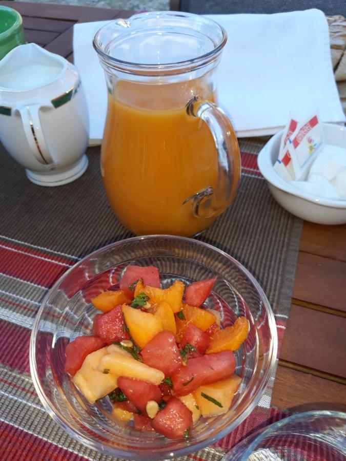 Chez Yvette , C'Est Chouette!! Bed & Breakfast Carcassonne Bagian luar foto